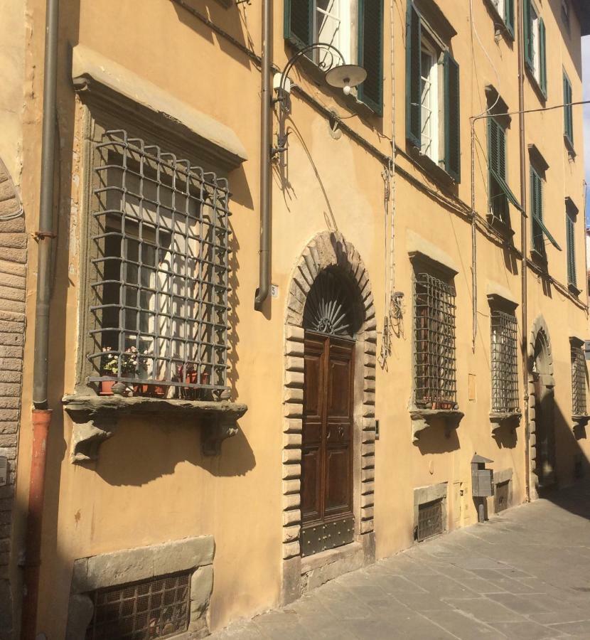 San Pierino Charming Rooms Lucca Bagian luar foto